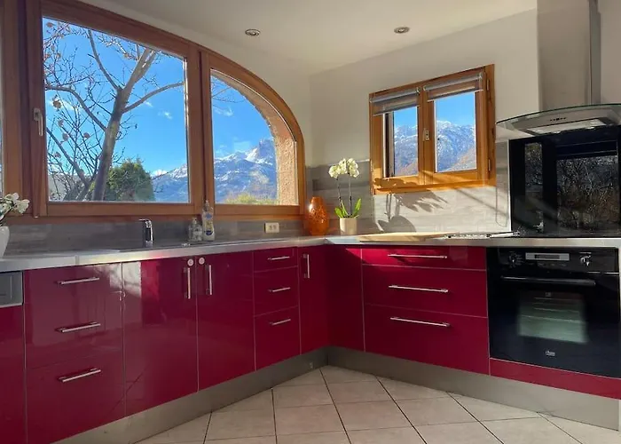 Bel Appartement Modernise Avec Terrasse.